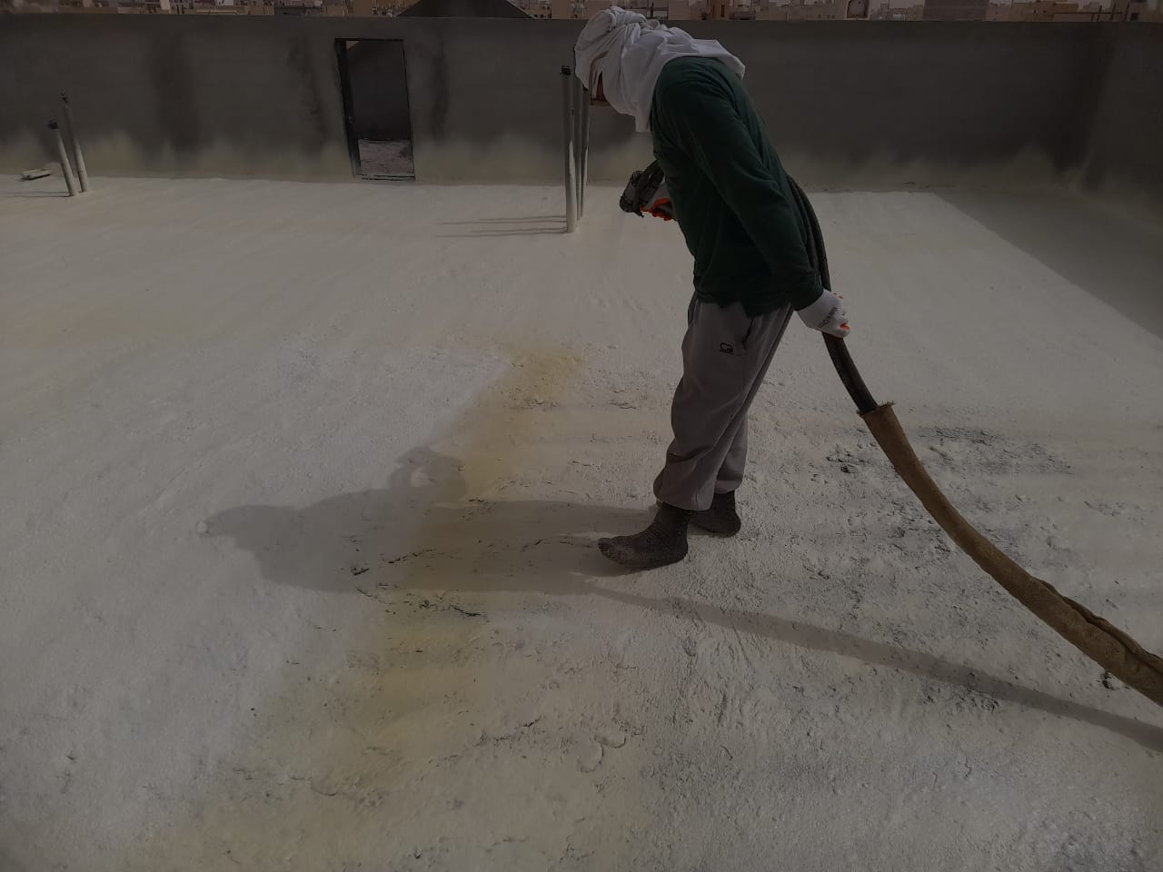 شركة عزل الرياض تقدم أفضل عزل أسطح المائي والحراري