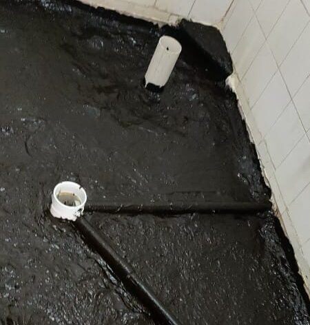 عزل الحمامات والمطابخ