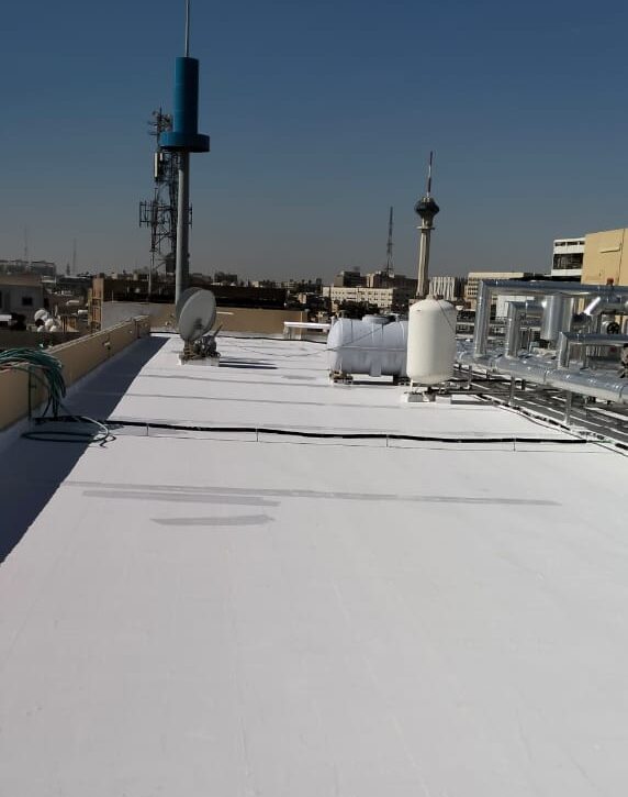 دليل العناية المنزلية: كيف تكتشف مشاكل العزل قبل أن تتفاقم؟