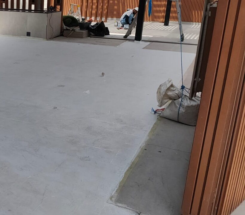 الفرق بين العزل الحراري والعزل المائي ولماذا تحتاجهما معاً؟